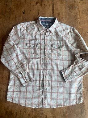 True Grit Men's White Shirt with Red Plaid Detailing